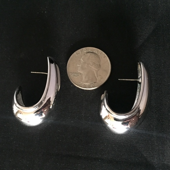Vintage NAPIER Silver Earrings - Picture 4 of 5